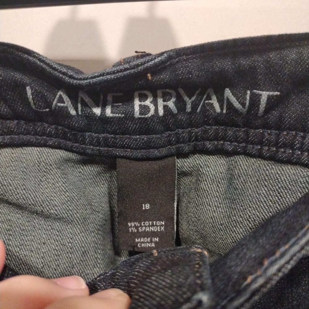 NWT Lane Bryant Dark Wash Cuffed Straight Leg jeans  Sz 18-Casual Work Wear - Picture 2 of 9